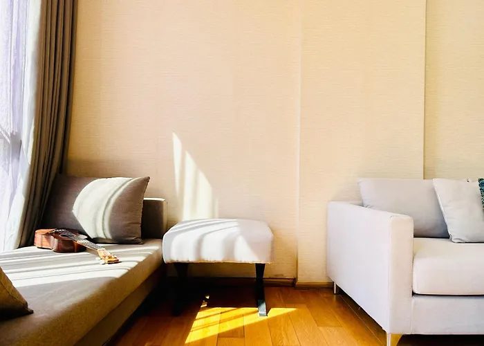 Langsuan Spacious One Bedroom *
