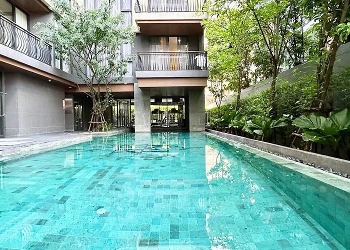 Apartment Langsuan Spacious One Bedroom