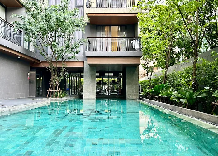 Apartment Langsuan Spacious One Bedroom *