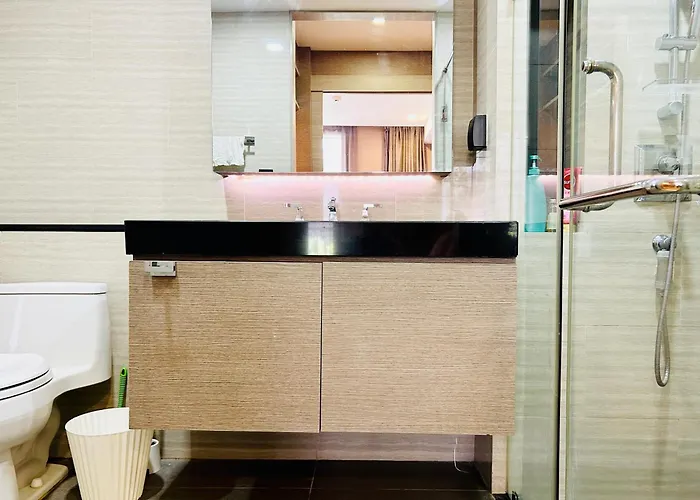 Apartment Langsuan Spacious One Bedroom Bangkok