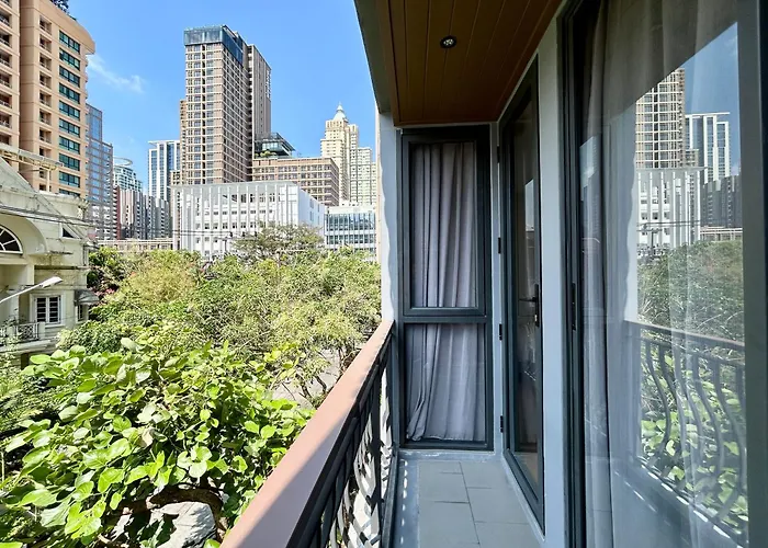 Apartment Langsuan Spacious One Bedroom